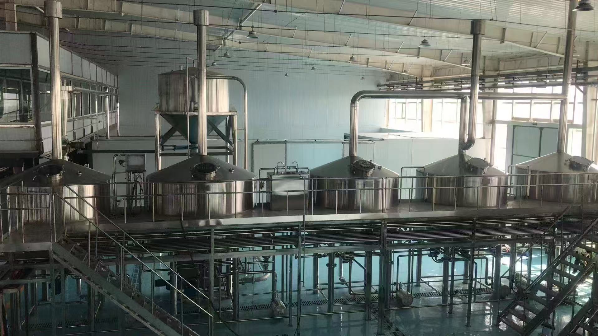 蓟州精酿啤酒设备厂—精酿啤酒设备主要生产工艺与核心技术
